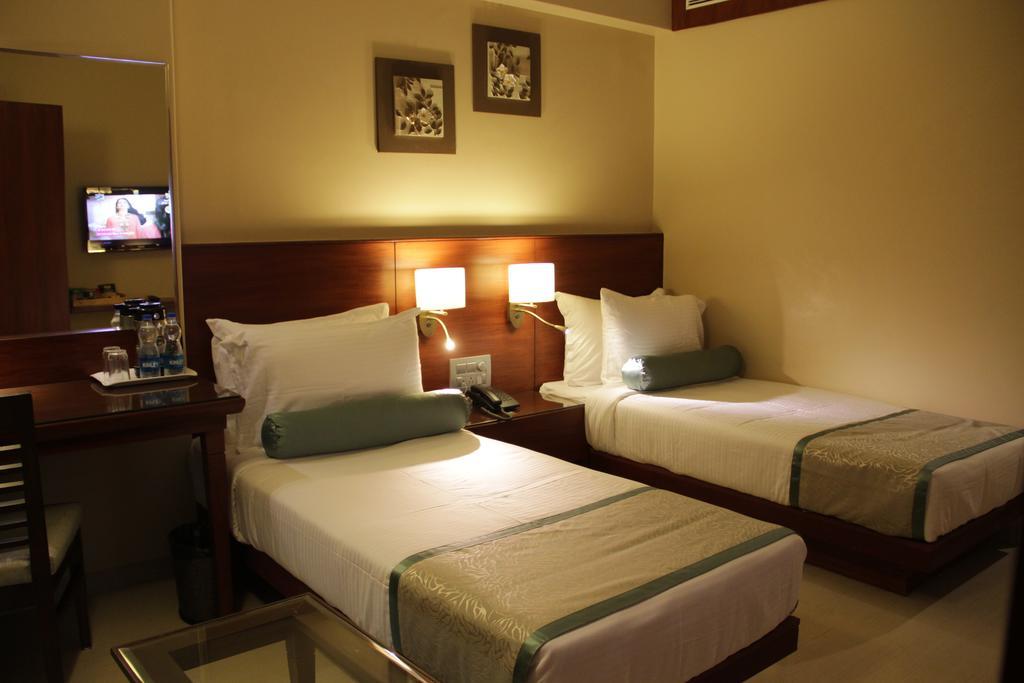 Hotel Green Olive Aurangabad  Exterior photo
