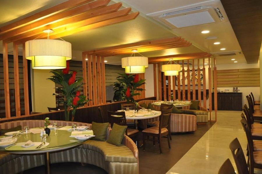 Hotel Green Olive Aurangabad  Exterior photo