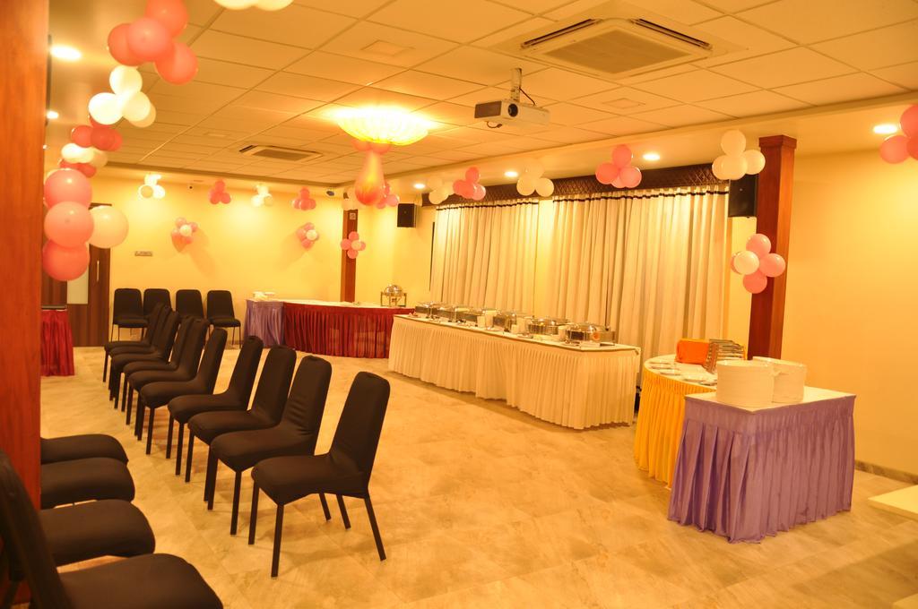 Hotel Green Olive Aurangabad  Exterior photo