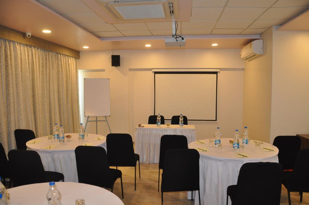 Hotel Green Olive Aurangabad  Exterior photo